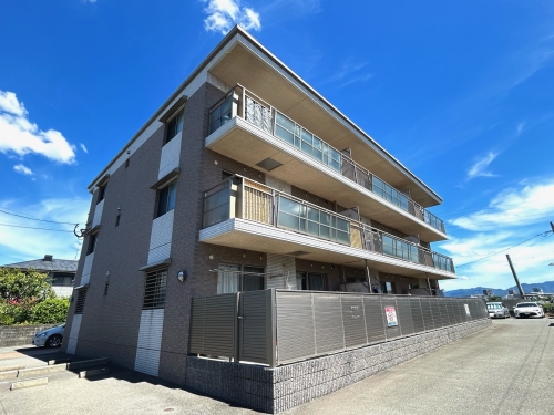 アムール・モワ