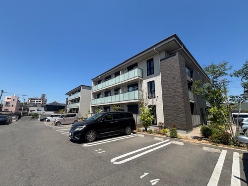 カーサ宮ノ前直方B棟