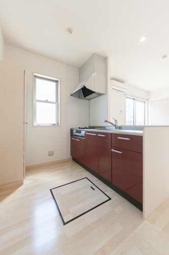 ティアラ麦野 / 101&nbsp;キッチン