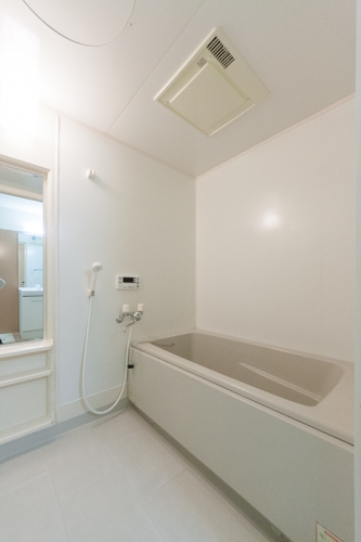 ティアラ麦野 / 101&nbsp;バス