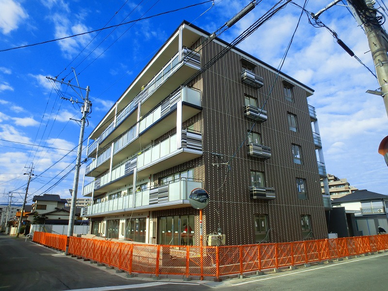 プラス　カナール